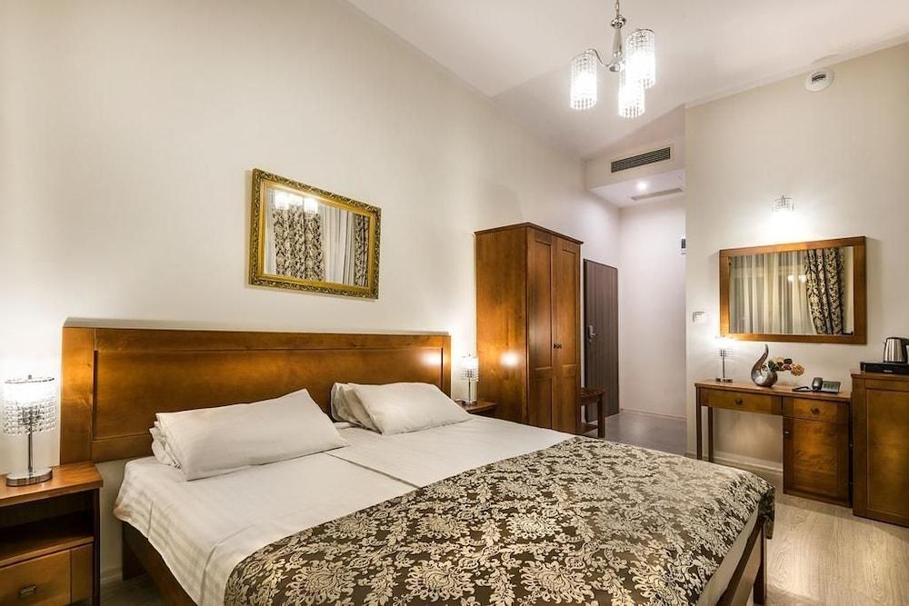 Apartahotel Garden Palace 3*