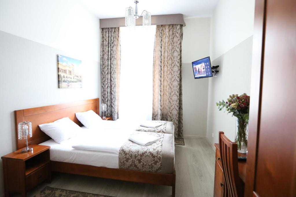 Garden Palace Apartahotel 3*